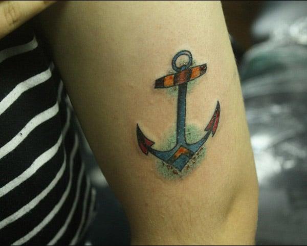 feminine anchor tattoos