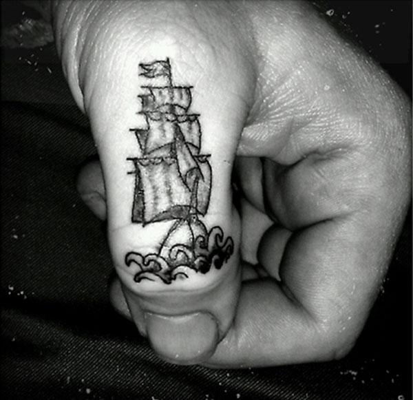 finger tattoos designs