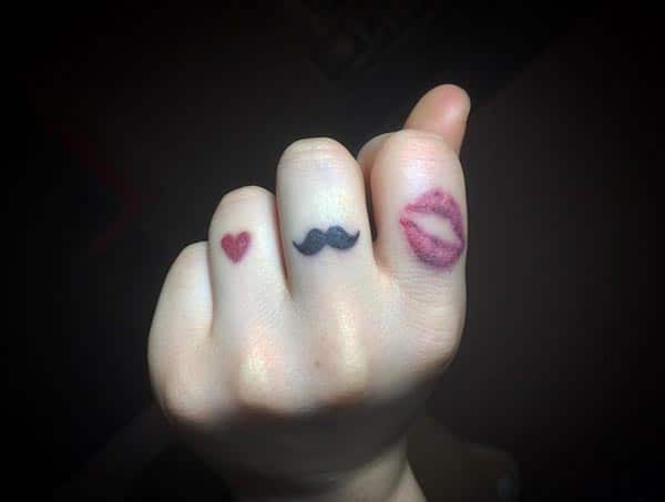 amazing finger tattoos
