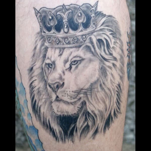 lion crown tattoo
