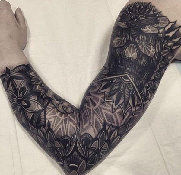 arm black tattoos