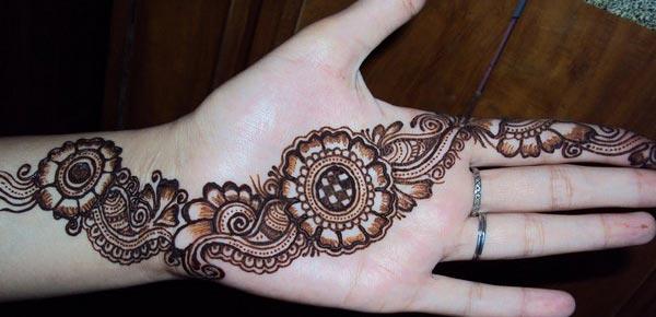 Palm Henna / Mehndi tattoo designs idea