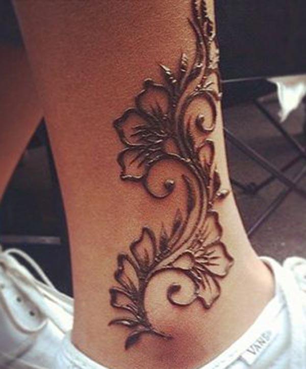 Ankle Henna / Mehndi tattoo designs idea