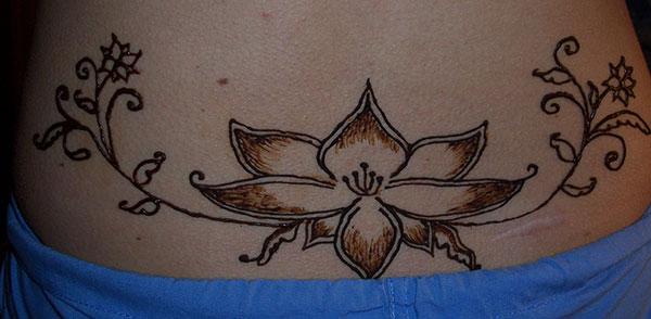 Lower back Henna / Mehndi tattoo designs idea