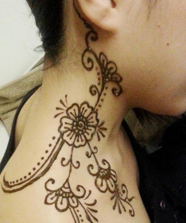 Neck Henna / Mehndi tattoo designs idea