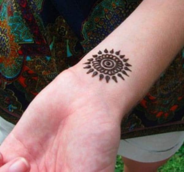 Henna Mehndi tattoo designs idea for wrist Tattoos Art Ideas