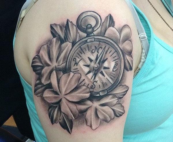 women compass tattoo
