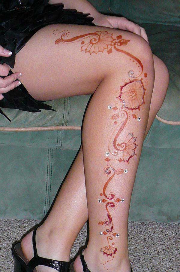 leg henna tattoos