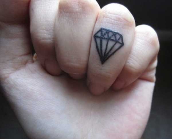 finger diamond tattoos