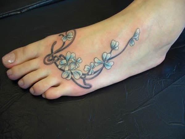 girls foot tattoos