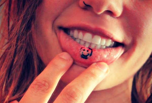 amazing lip tattoos