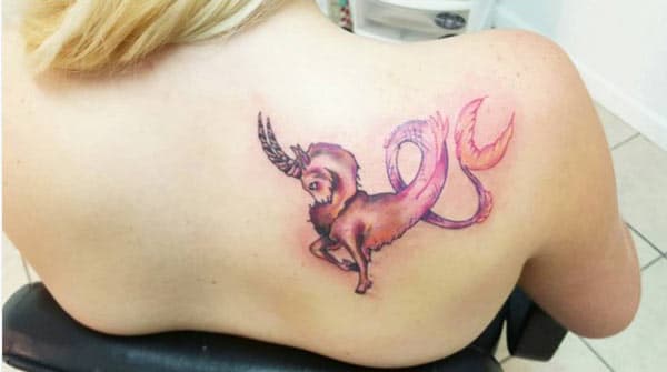 This bright Capricorn tattoo design ink to make girls look more charismatic