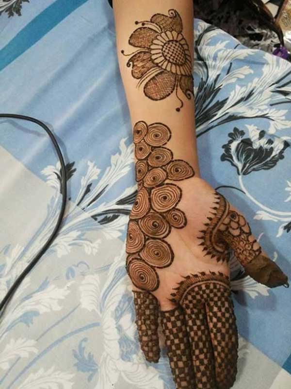 easy henna mehendi tatoo design on hand