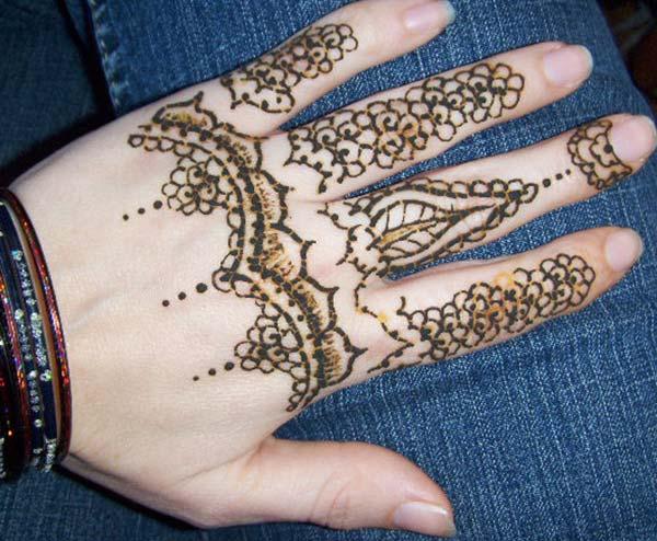 fingers Mehndi tattoo designs idea