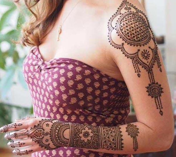 Shoulder Mehndi tattoo designs idea