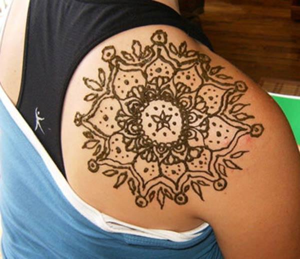 Shoulder Mehndi tattoo designs idea