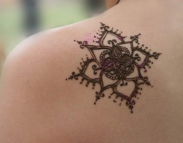 Shoulder Henna / Mehndi tattoo designs idea