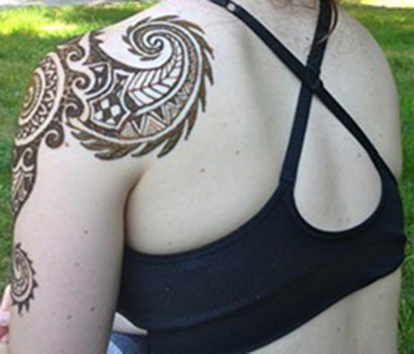 Shoulder Mehndi tattoo designs idea