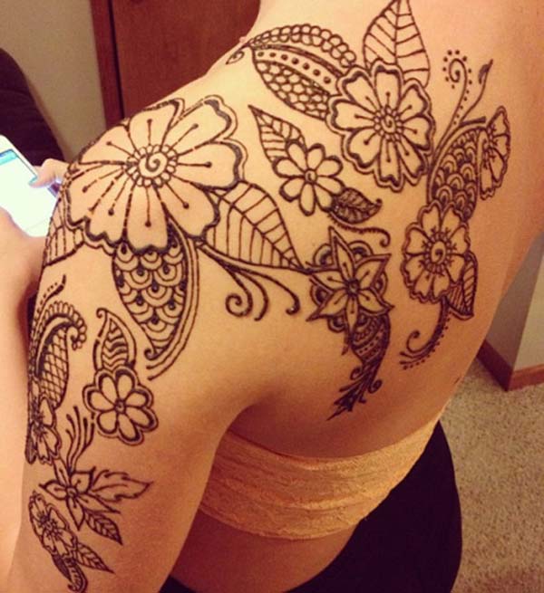 Henna Mehndi tattoo designs idea for shoulder - Tattoos Art Ideas
