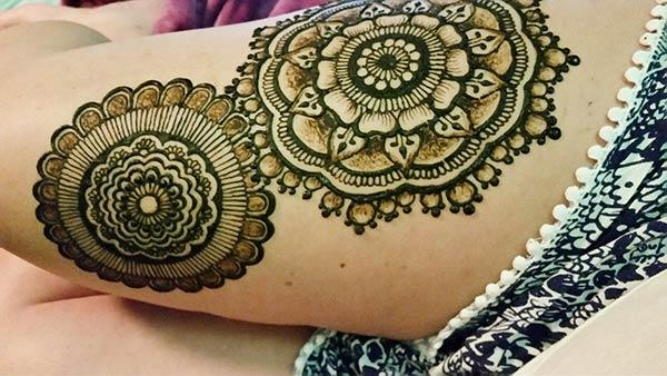 Thighs Mehndi tattoo designs idea