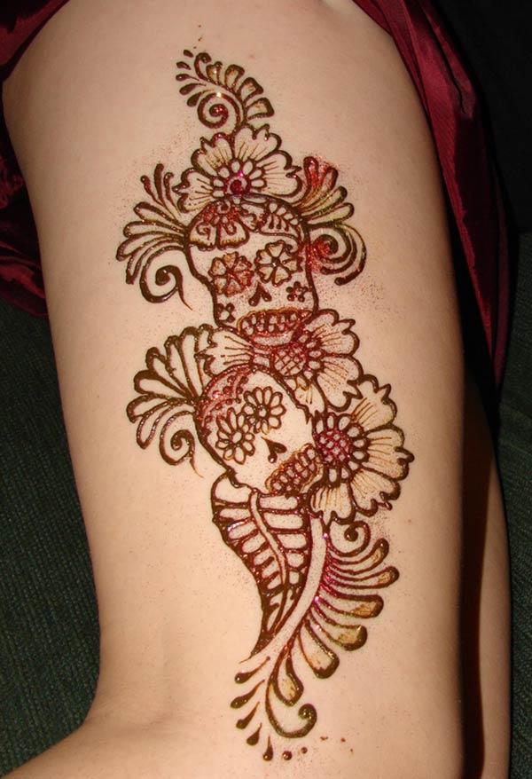 Thighs Mehndi tattoo designs idea