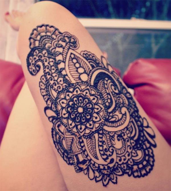 Thighs Mehndi tattoo designs idea