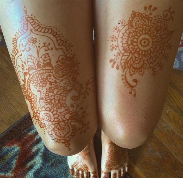 Thighs Mehndi tattoo designs idea