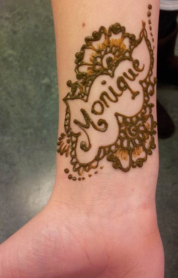 Wrist Mehndi tattoo designs idea