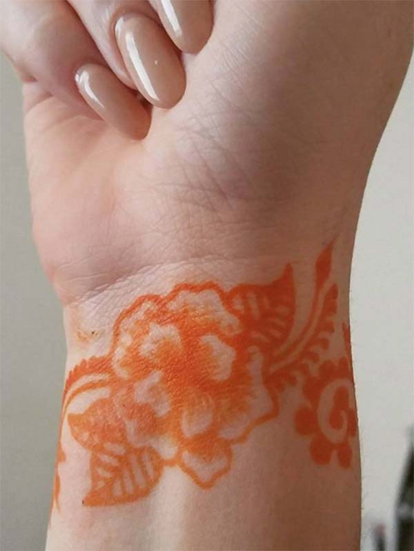 Wrist Henna / Mehndi tattoo designs idea