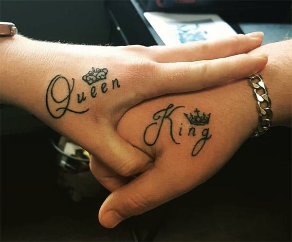 King and Queen Tattoos on the hand makes couples look captivating 