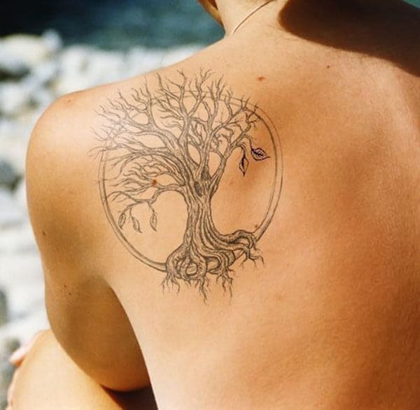 Tree of Life tattoo on the back makes a girl look so cute 