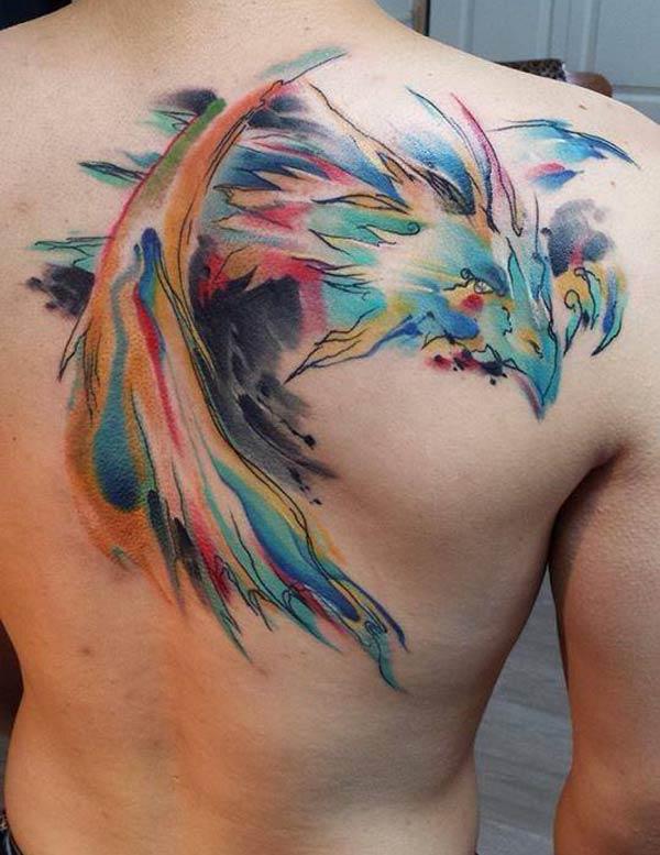 Watercolor tattoo on the back brings the foxy look