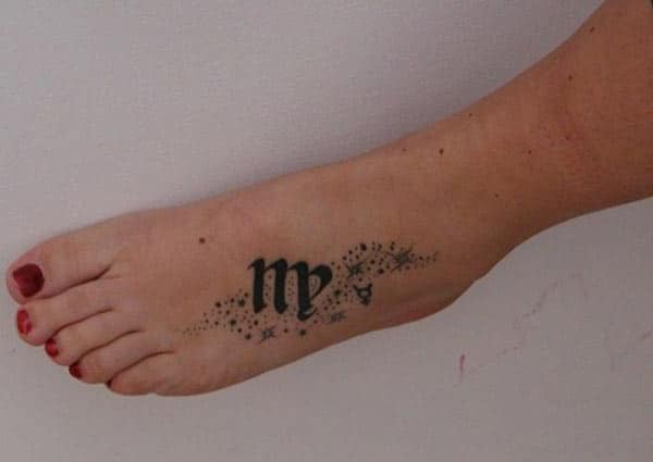 Makes a divine Virgo tattoo on foot to flaunt it