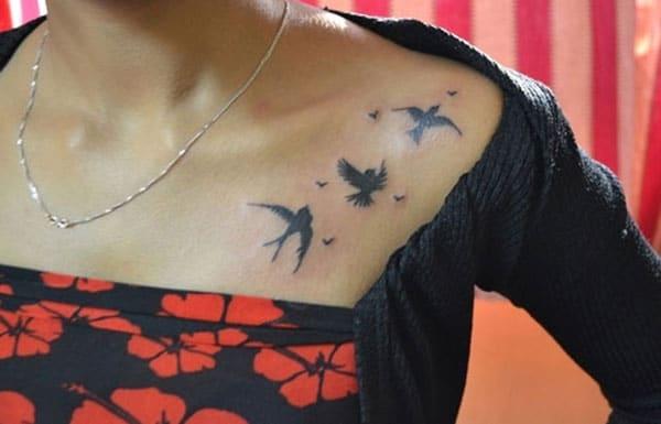 Collar Bone Tattoo with black birds ink design make girls look classy