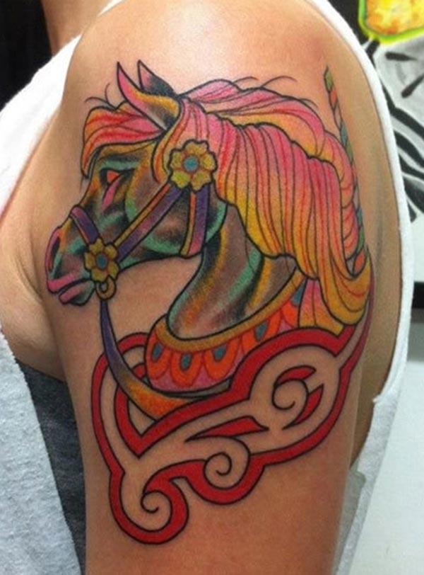 Horse tattoo for the shoulder gives the captive look in girls