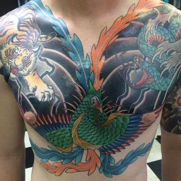 The Phoenix tattoo on the chest make a man look swagger