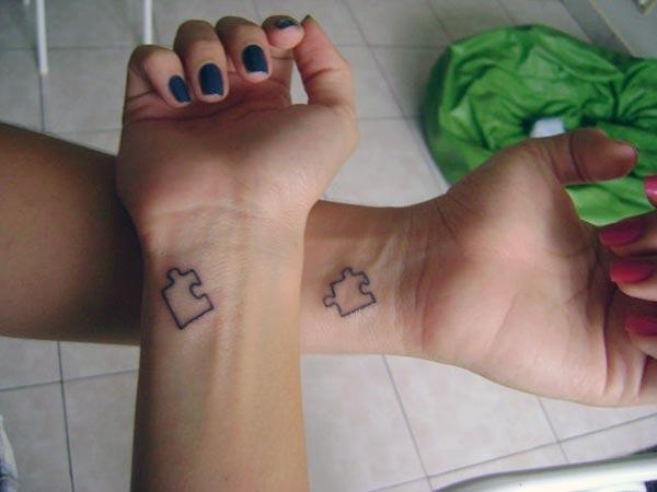 Friendship tattoo on the wrist make people look captivating