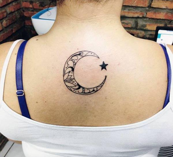 Moon tattoo on the back neck brings the captivating look