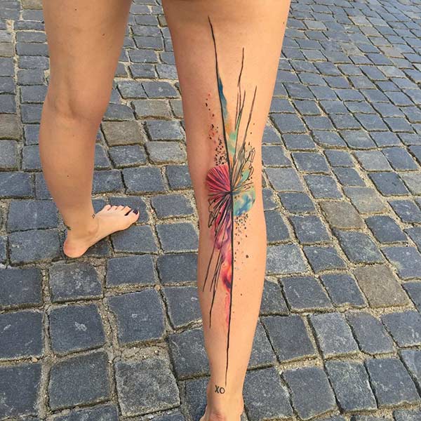 Awesome catchy design with XO wording tattoo ideas for Women on leg