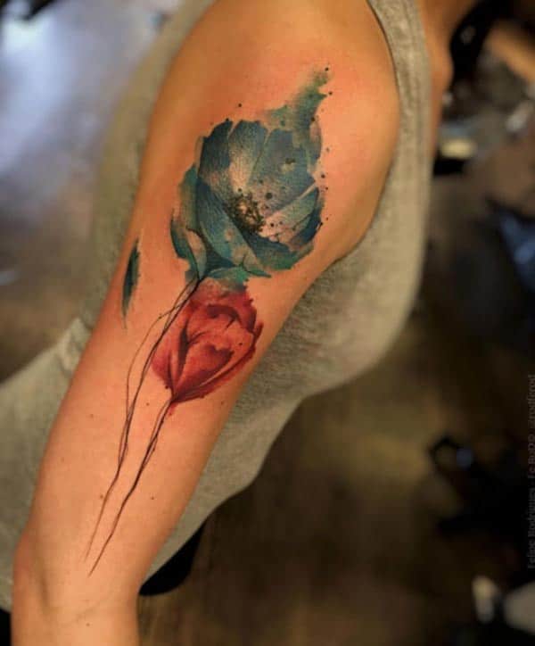Impressive flowers watercolor shoulder tattoo ideas for Girls