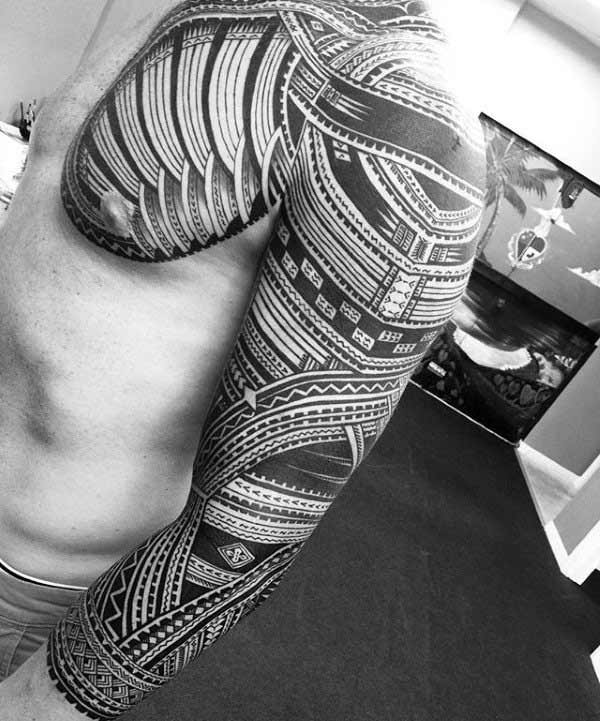 Spellbinding Samoan Tribal tattoo ideas on full sleeve for boys and men