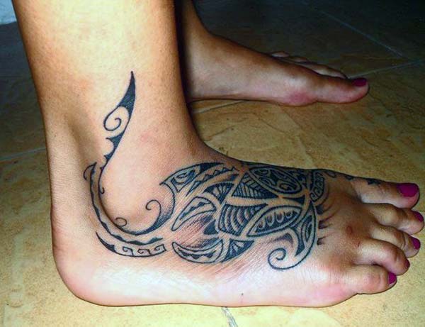 Captivating turtle Samoan tribal tattoo ideas on foot for ladies