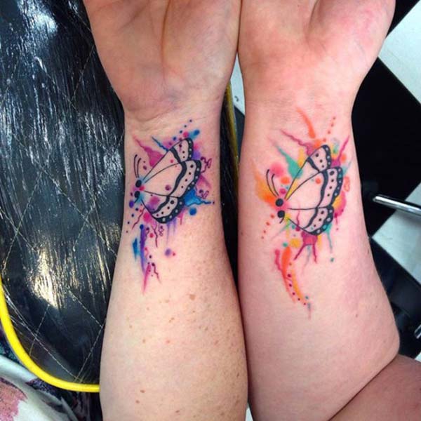 A cool mother-daughter tattoo design on wrist